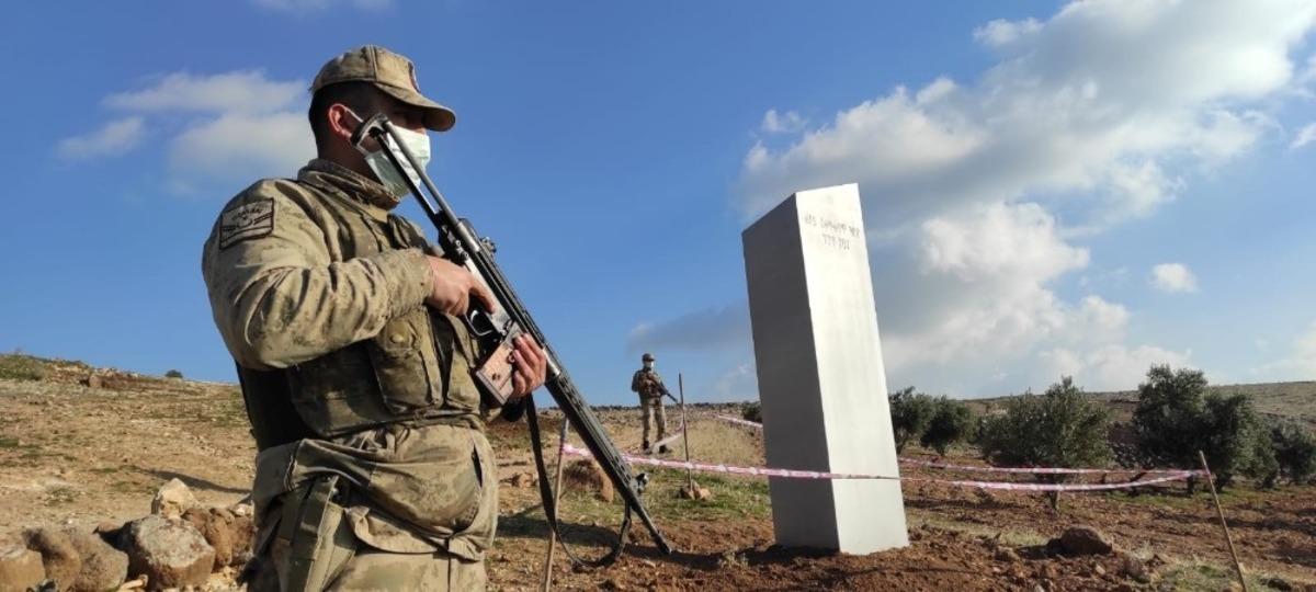G&ouml;beklitepe&rsquo;de esrarengiz metal blok