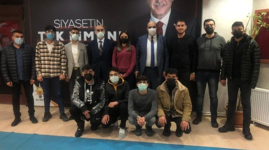 Başkan Orhan&rsquo;la Aziziye&rsquo;de gen&ccedil;lik buluşması