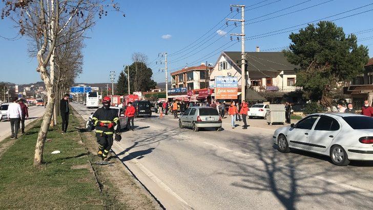 5 aracın karıştığı zincirleme kazada 5 kişi yaralandı G4