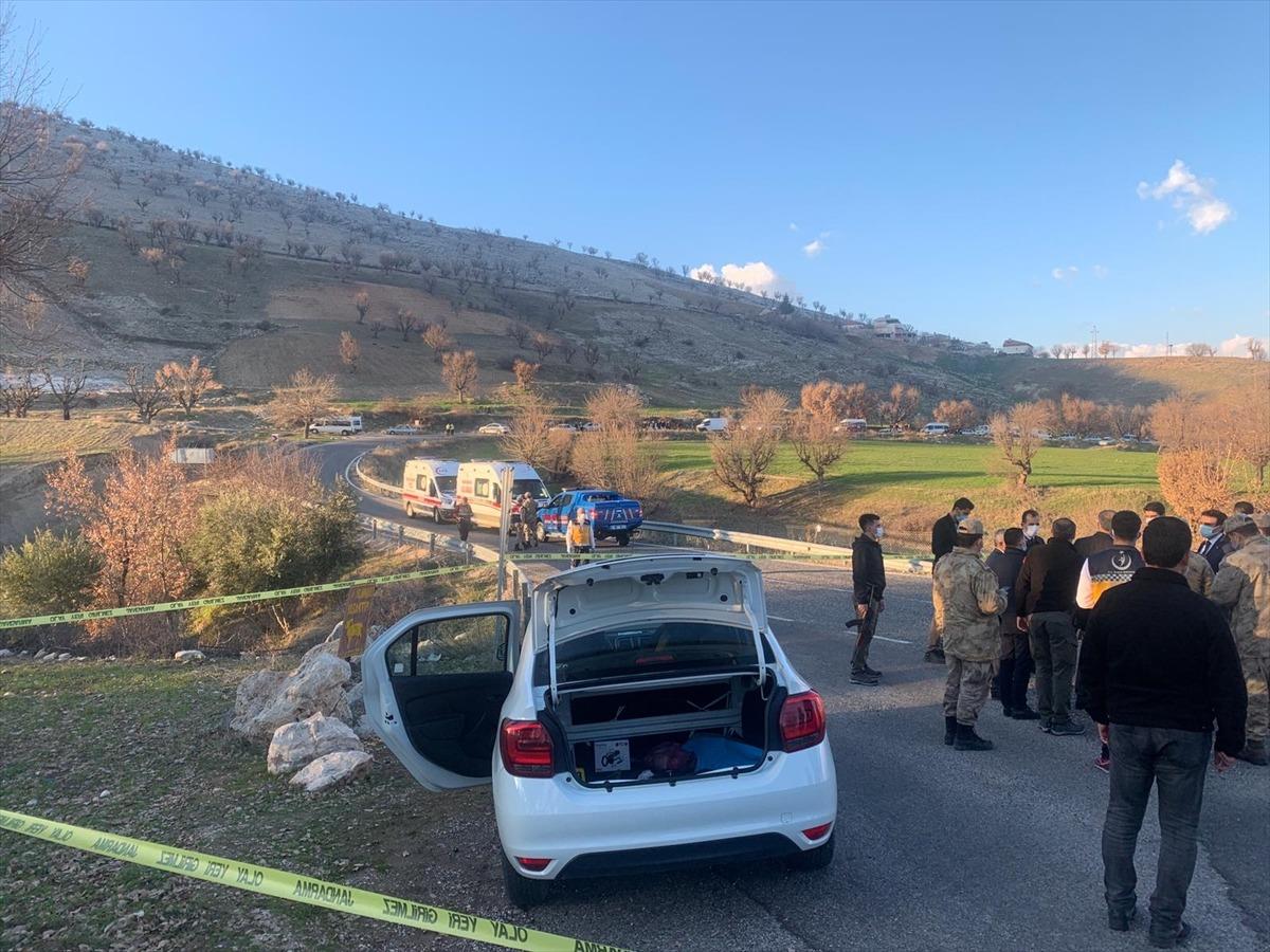 G&Uuml;NCELLEME - Adıyaman'da iki aile arasında &ccedil;ıkan silahlı kavgada 6 kişi &ouml;ld&uuml;