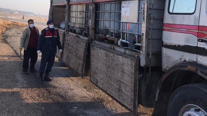 Kırıkkale’de 30 bin litre kaçak akaryakıt ele geçirildi: 6 kişi suçüstü yakalandı G4