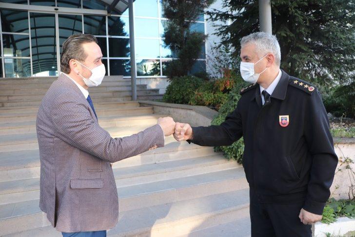 Kaymakam Öztürk ve Albay Çetinkaya’dan Başkan Yanmaz’a ziyaret G2