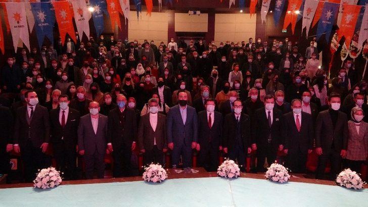 Uşak AK Parti’de gençlik yönetimi güven tazeledi G2