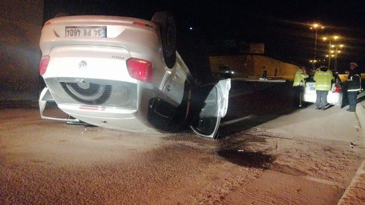 Takla atan araçtan yara almadan çıktılar, 3 bin 150’şer TL kısıtlama cezası yediler G3