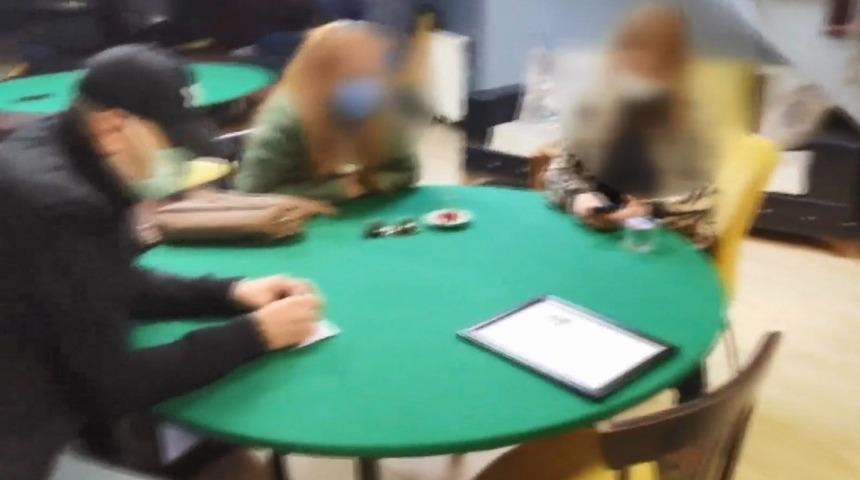 Kocaeli’de 13 kişiye suçüstü kumar baskını