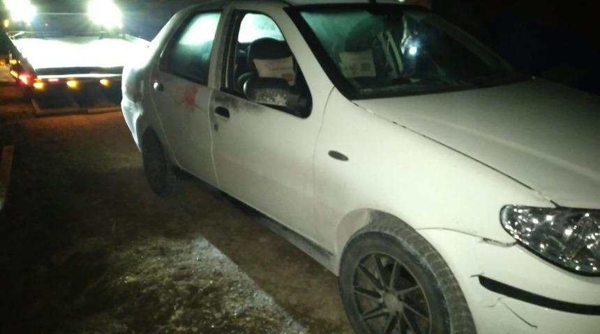 Boşanma aşamasındaki eşi ve iş arkadaşını bıçakla yaraladı