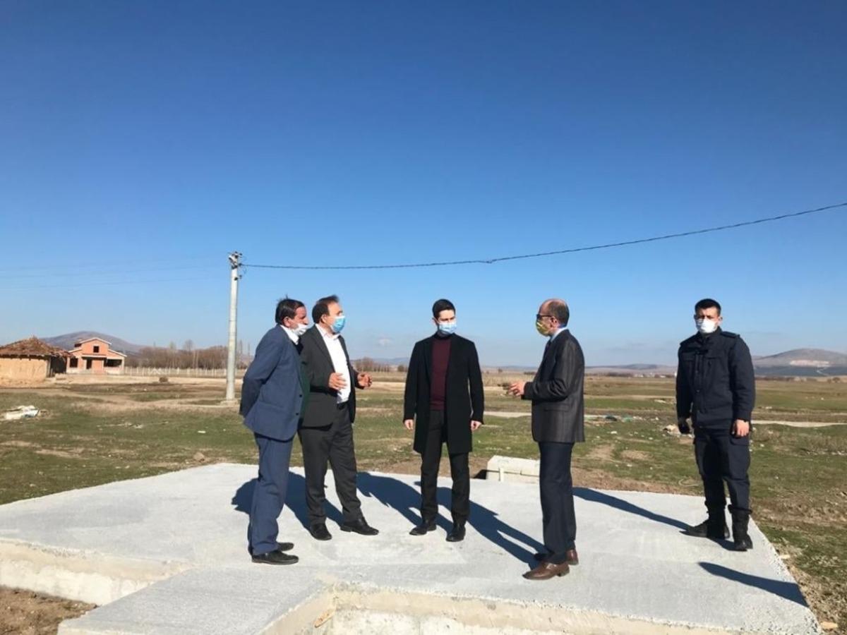 Mevsimlik iş&ccedil;iler i&ccedil;in barınma yeri yapım &ccedil;alışmaları