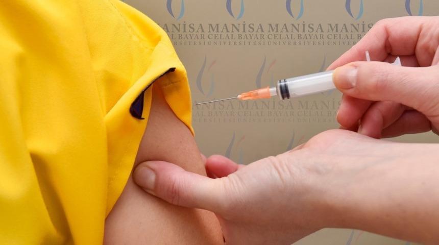 CoronaVac aşısının ciddi bir yan etkisi olmadığı bilimsel olarak da kanıtlandı