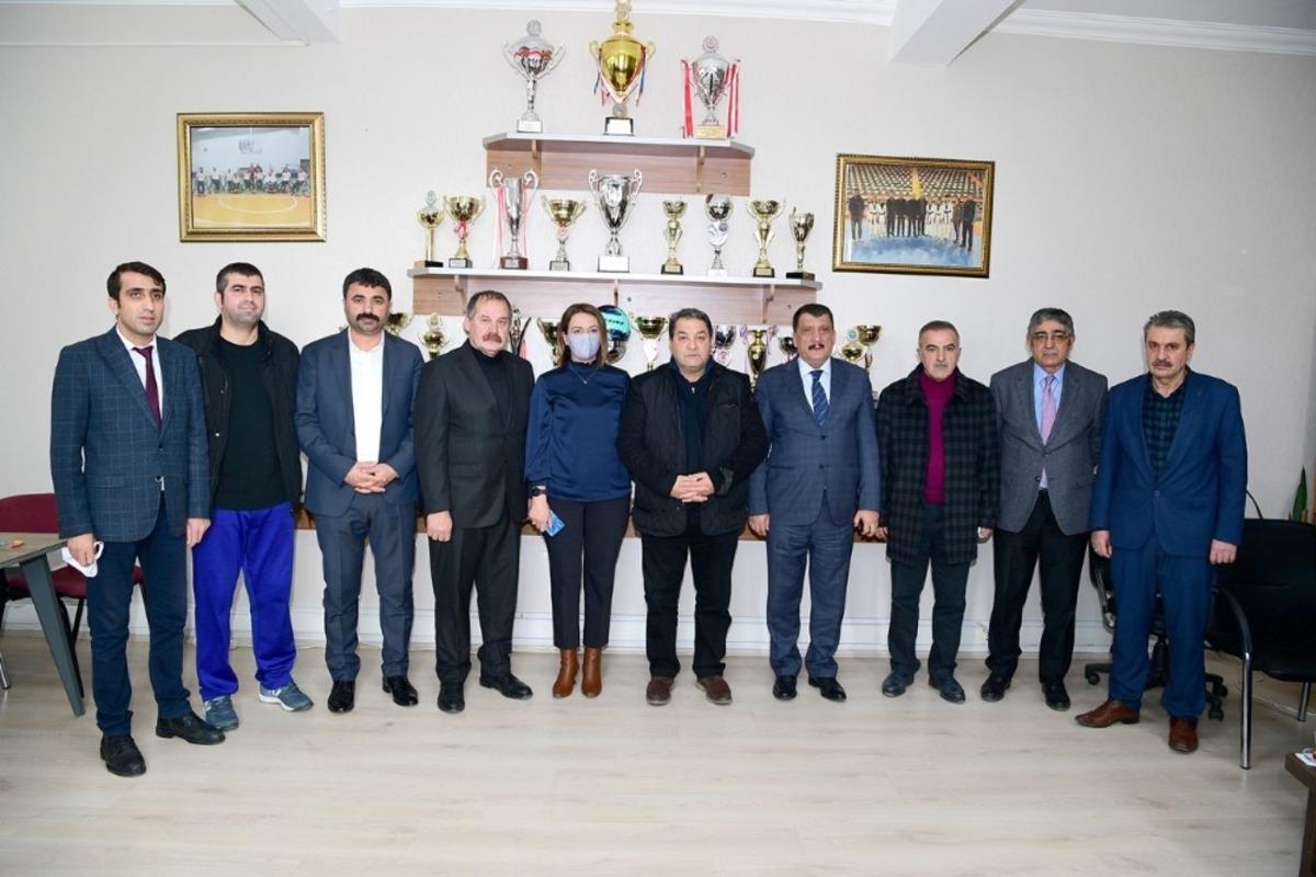 Filenin kaplanlarına manevi destek