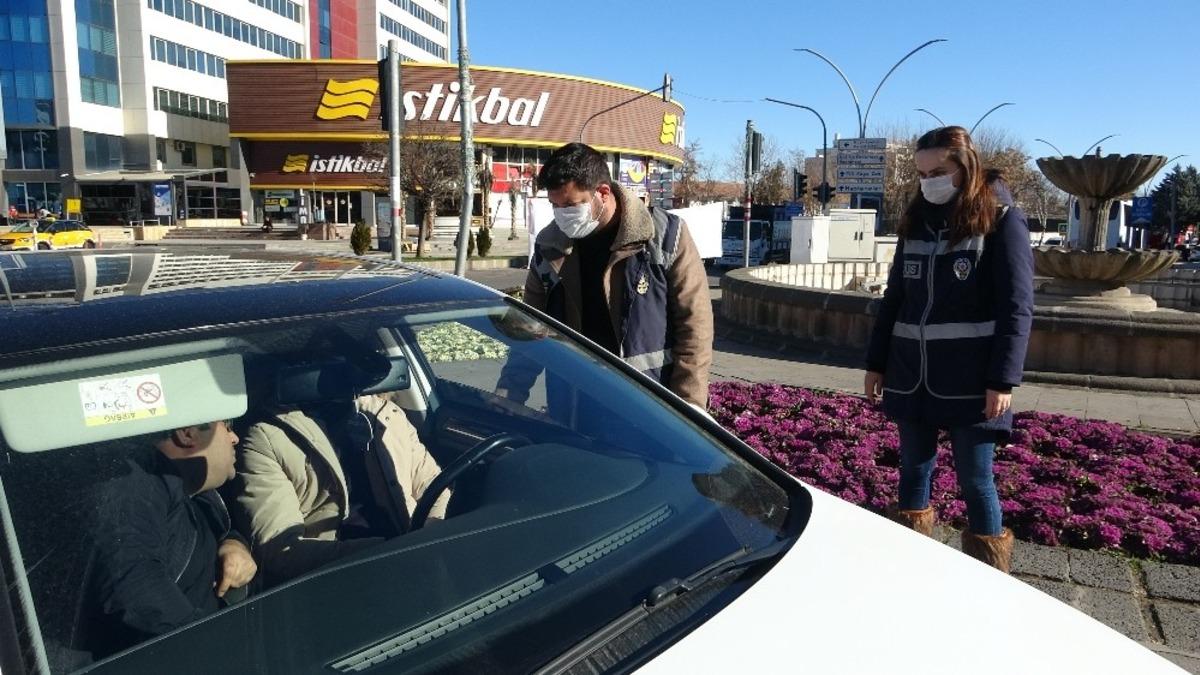 Diyarbakır, kısıtlamanın ilk g&uuml;n&uuml;nde sessizliğe b&uuml;r&uuml;nd&uuml;