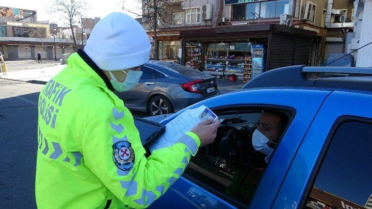 Diyarbakır, kısıtlamanın ilk gününde sessizliğe büründü G3