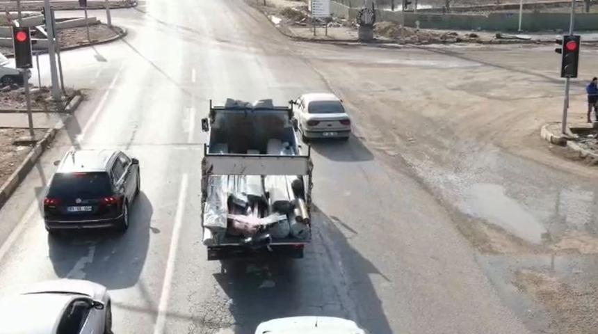 Kırmızı ışık ihlali yapanları drone yakaladı