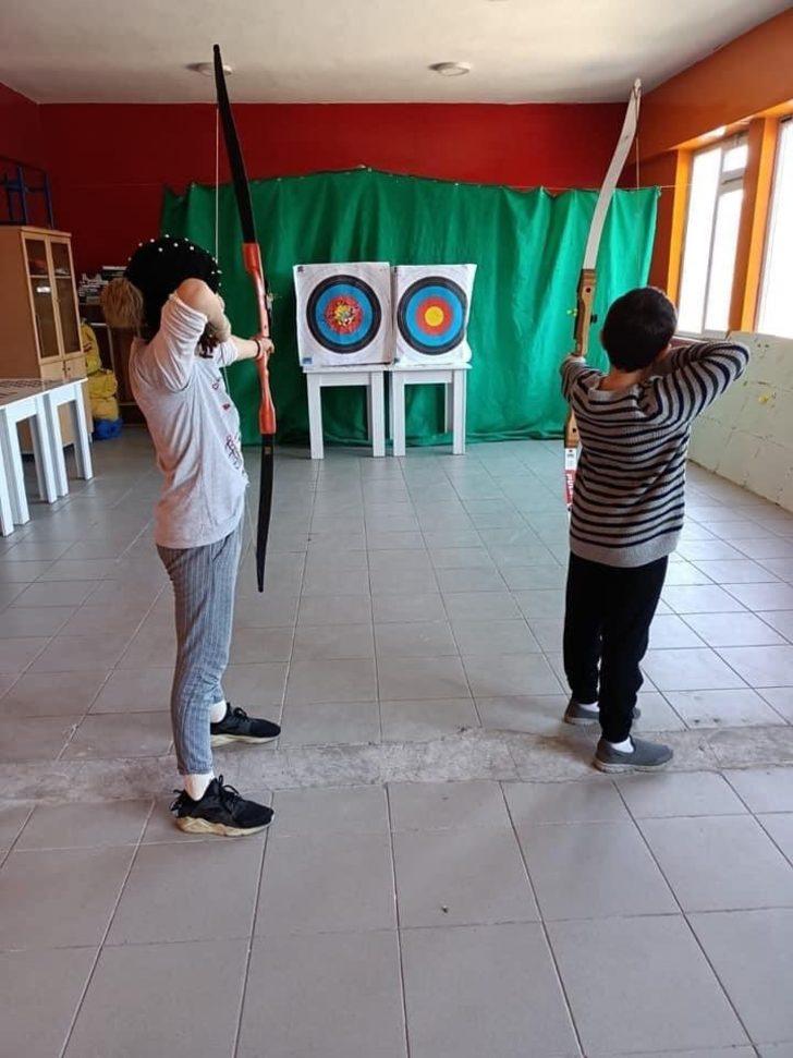 Kaynaşlı’da yeni okçular yetişiyor G3