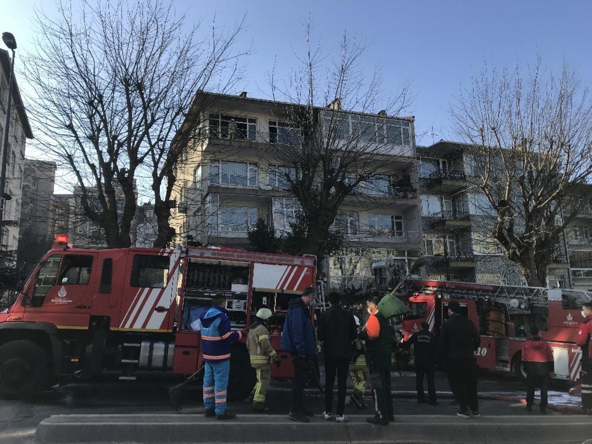&Uuml;sk&uuml;dar&rsquo;da kısıtlama sabahına yangınla uyandılar