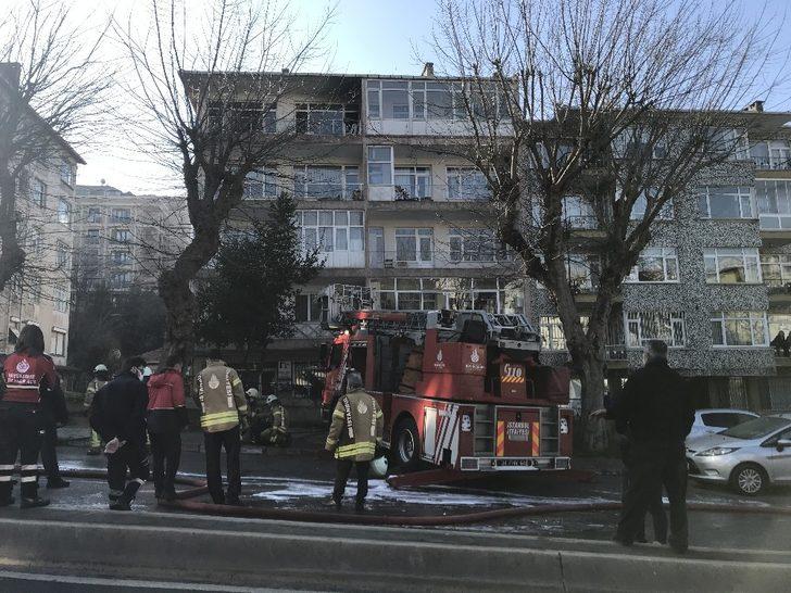 Üsküdar’da kısıtlama sabahına yangınla uyandılar G4