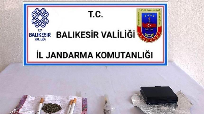 Karesi&rsquo;de 1 ş&uuml;pheli uyuşturucu madde ile yakalandı