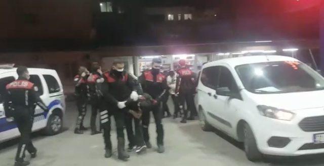 Hatay’da yağma suçundan 2 zanlı tutuklandı