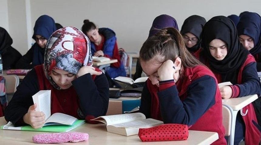 İmam hatibe kayıt yaptıran her öğrenciye 250 lira burs