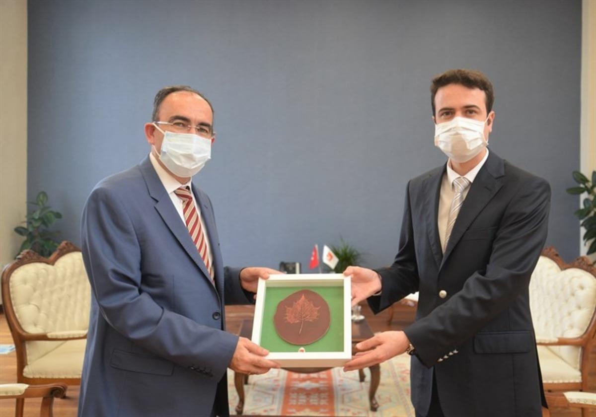 Kaymakam A&ccedil;ıkg&ouml;z ve Başkan Kepez&rsquo;den Rekt&ouml;r Beydemir&rsquo;e ziyaret