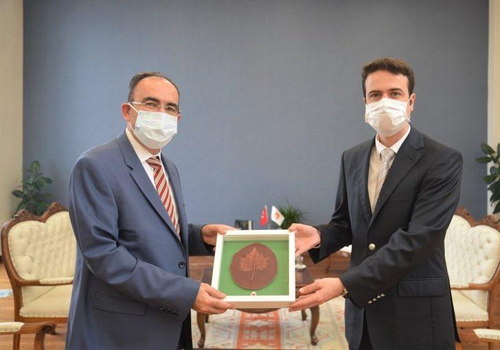 Kaymakam Açıkgöz ve Başkan Kepez’den Rektör Beydemir’e ziyaret G1