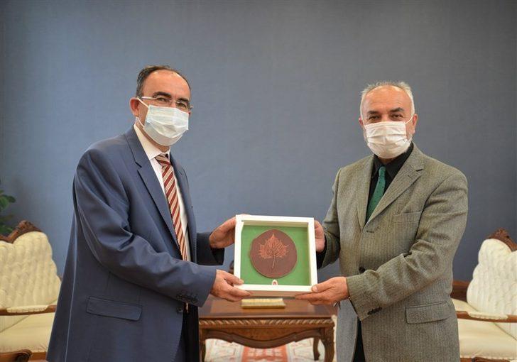 Kaymakam Açıkgöz ve Başkan Kepez’den Rektör Beydemir’e ziyaret G2