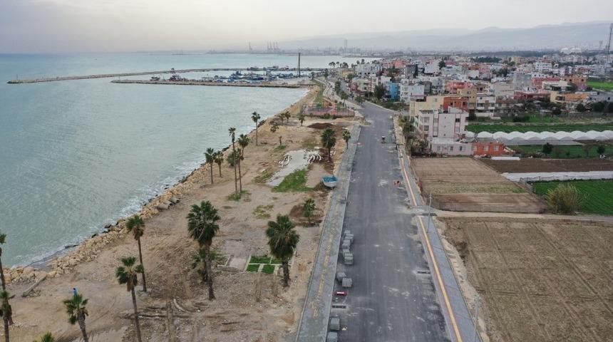 İsa &Ouml;ner Bulvarına bin 615 ton sıcak asfalt d&ouml;k&uuml;ld&uuml;