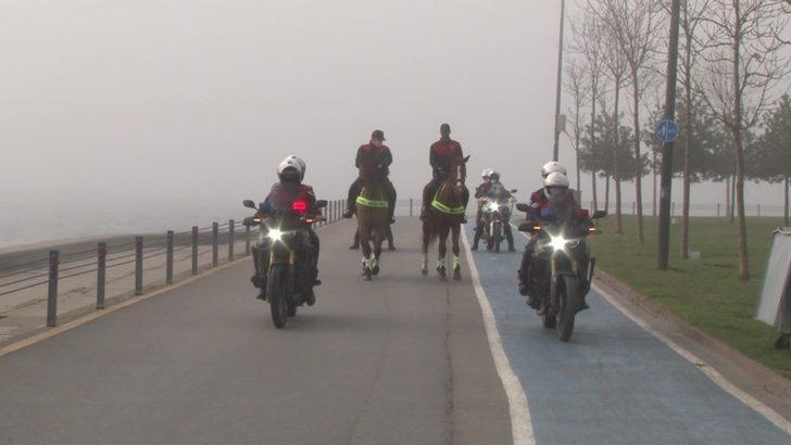 Caddebostan Sahili’nde atlı polisler devriye gezdi G2