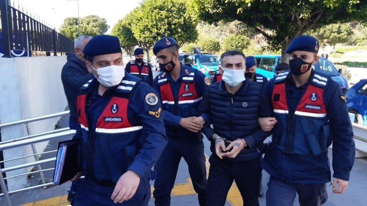 Uyuşturuyla yakalanıp içiciyim dedi, gazetecileri tehdit etti G1