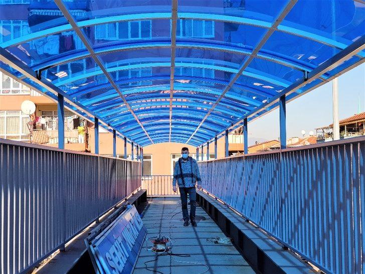 Gölcük’te üst geçitlere bakım çalışması G2