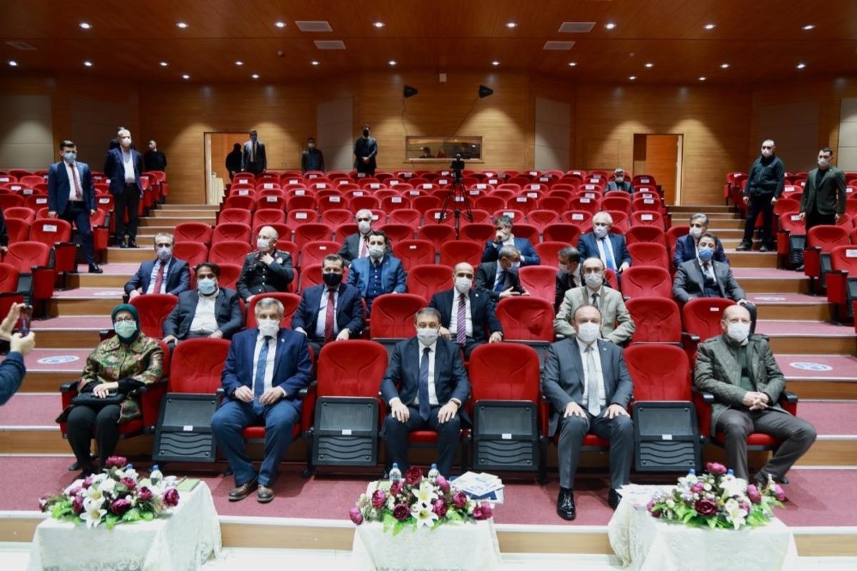 BAN&Uuml;&rsquo;n&uuml;n 5 yılı ele alındı