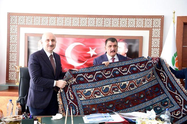 Bakan Karaismailoğlu’ndan Malatya Büyükşehir Belediyesi’ne ziyaret G5