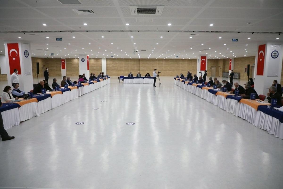 Başkan G&uuml;r&uuml;n Fethiye muhtarları ile bir araya geldi