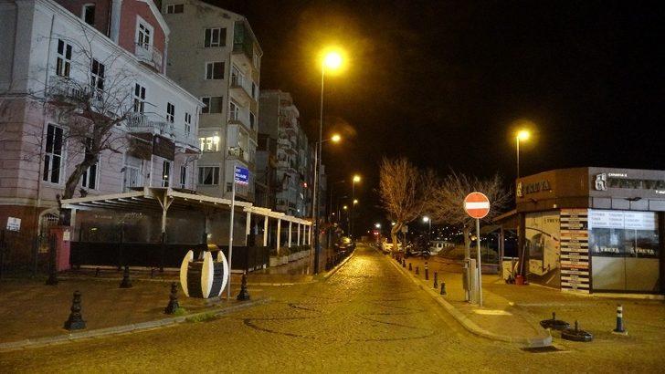 Çanakkale sokaklarında sessizlik hakim G1