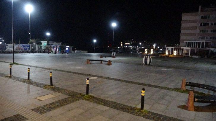 Çanakkale sokaklarında sessizlik hakim G4