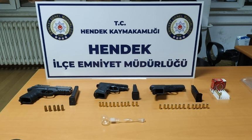 Kesinleşmiş hapis cezası bulunan ş&uuml;pheli kovalamaca sonrası yakalandı