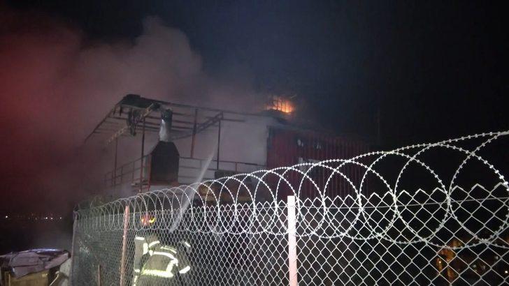 Bursa’da çiftlik evinde çıkan yangın geceyi gündüze çevirdi G2