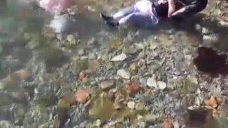 Sarıyer'de hareketli anlar! Denize düşen kadın için seferber oldular