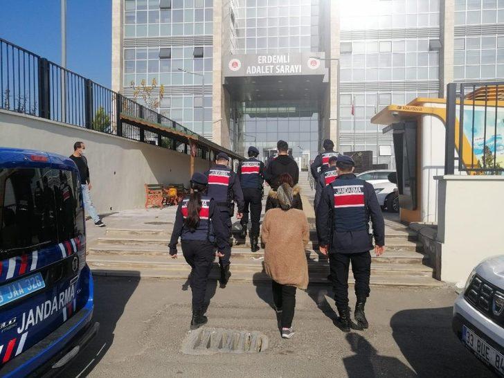 Temizlikçi kadınların akıl almaz hırsızlık oyunu G1