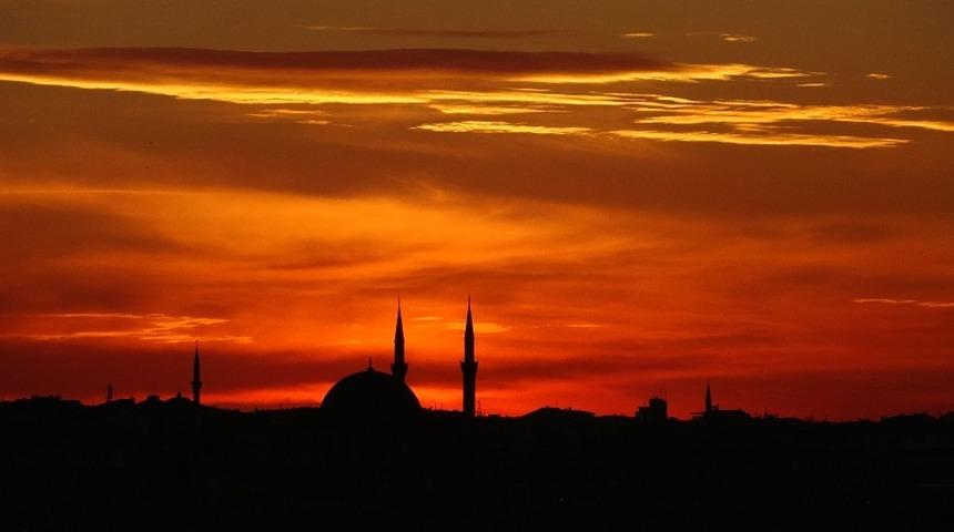 Taksim’de gün batımı manzarası hayran bıraktı