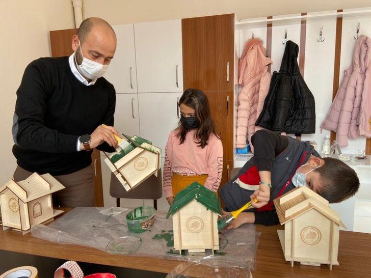 Mecidiye Ortaokulu’nda atık malzemeler eşyaya dönüşüyor G3