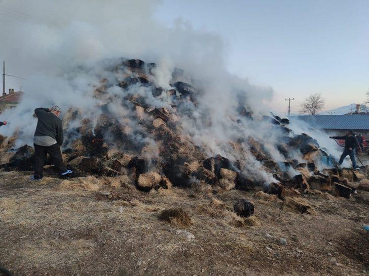 6 bin adet saman balyası yanan çiftçiye devlet sahip çıktı G3