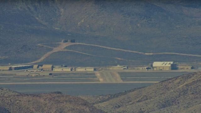 Sır gibi saklanıyordu! 'UFO'lu askeri üs' gizlice görüntülendi!