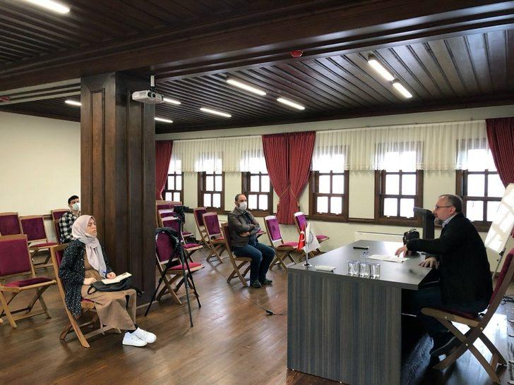 Şadırvanlı Han’da Doğu-Batı Konuşmaları G3