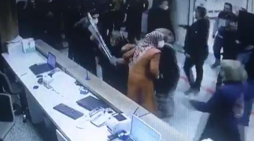 Gaziantep'te sağlık çalışanlarına alçak saldırının görüntüleri ortaya çıktı