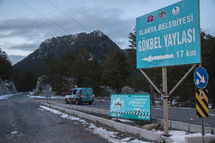 Kısıtlamada zorlu kış şartlarındaki hayvanlar unutulmadı G5