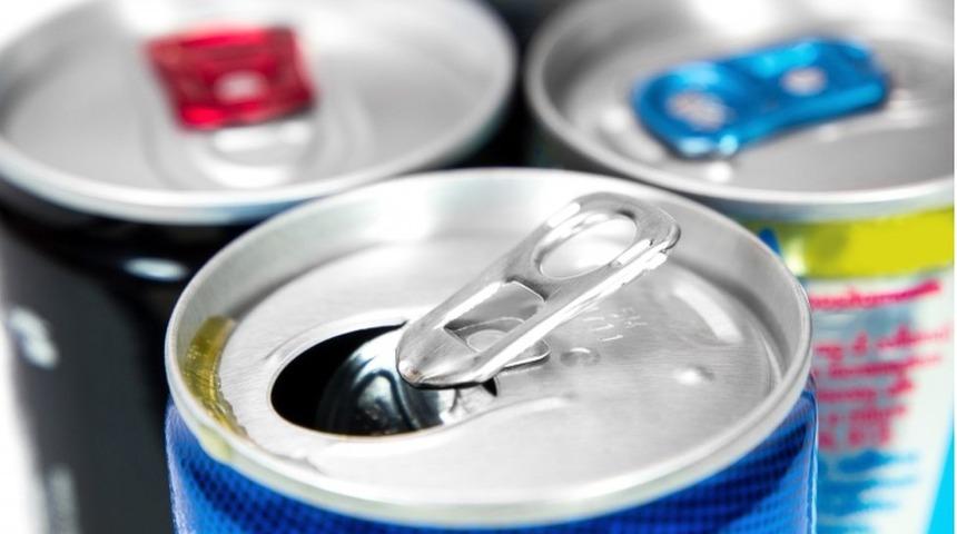 Hollanda teneke kutularda satılan içeceklerden depozito ücreti alacak