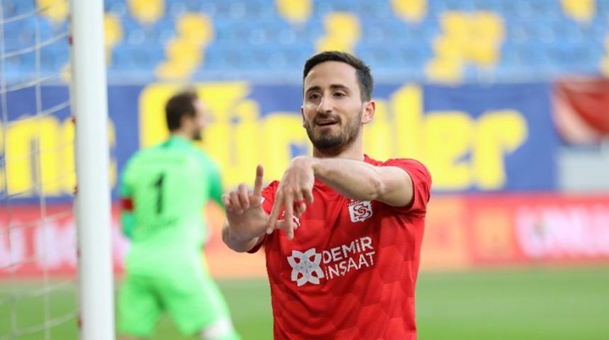 Sivasspor’da Erdoğan Yeşilyurt 2. golünü attı