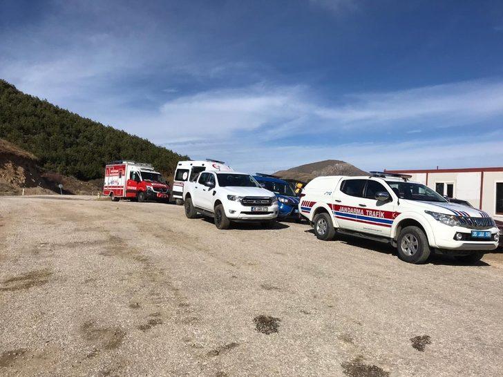 Ödemiş’te zirveye tırmanırken yüksekten düşerek yaralanan 2 kişi kurtarıldı G4