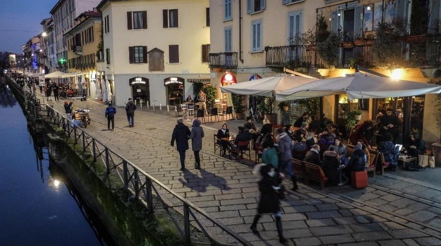 İtalya’da son 24 saatte Covid-19’a bağlı 270 can kaybı