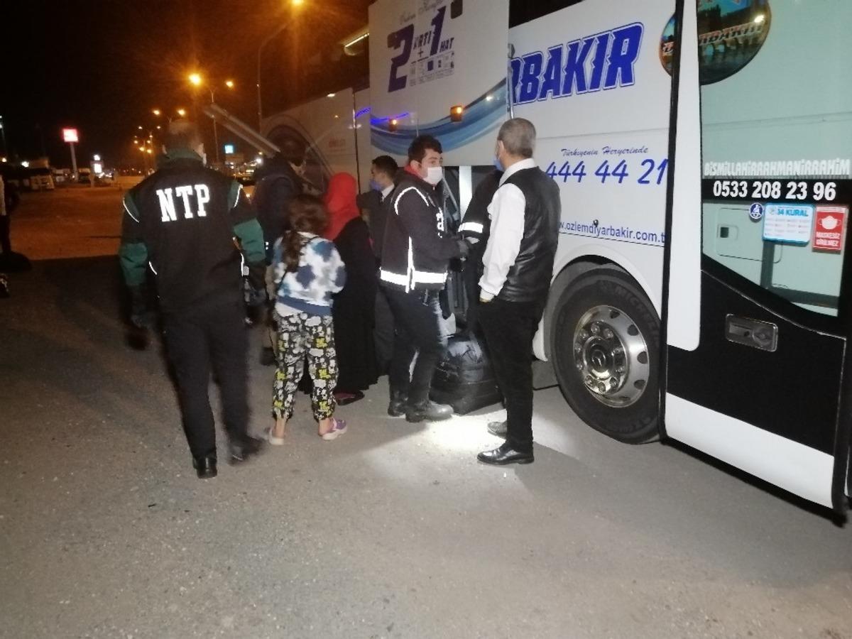 Aksaray&rsquo;da yolcu otob&uuml;s&uuml;nde ş&uuml;pheli paket alarmı